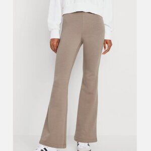 NEW Old Navy M Chocolate Malted High Waisted Fleece Lined Flare Leggings